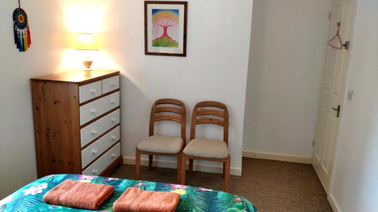 Homestay Avalon Retreat Self Catering Vegetarian In The Heart Of *