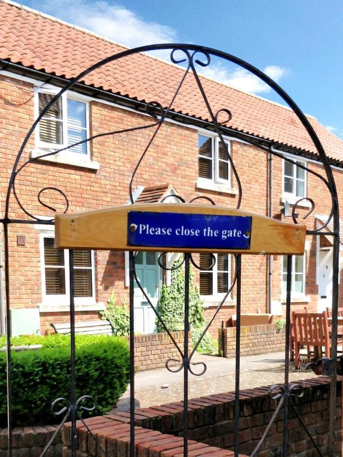 Homestay Avalon Retreat Self Catering Vegetarian In The Heart Of